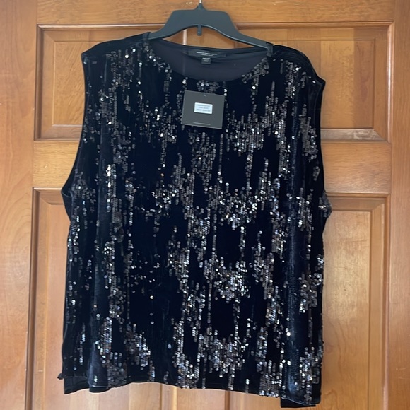Marc New York Sequins and Velvet Top Vest NWT - Picture 2 of 7